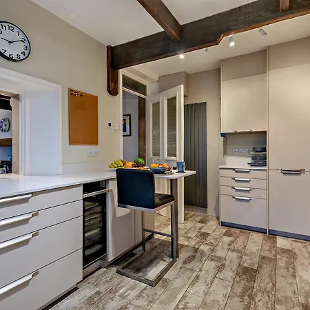 2 Bed In 95756 Braithwaite