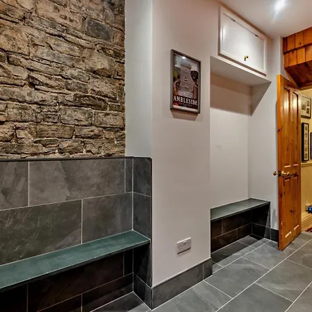 2 Bed In 95756 Hébergement de vacances